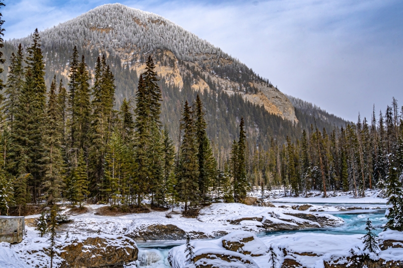 Natural-Bridge-MountainDecember-1-2023-300ppi