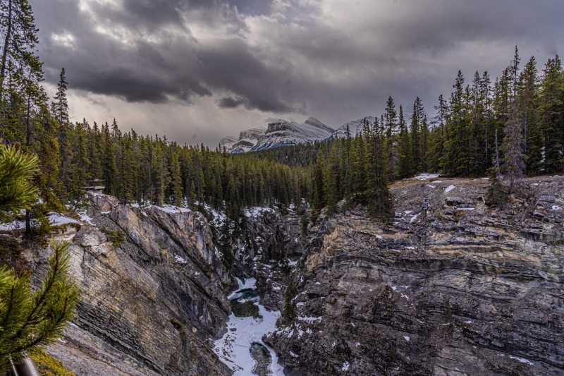 Siffleur-Canyon-Moody-February-10-2023-300ppi
